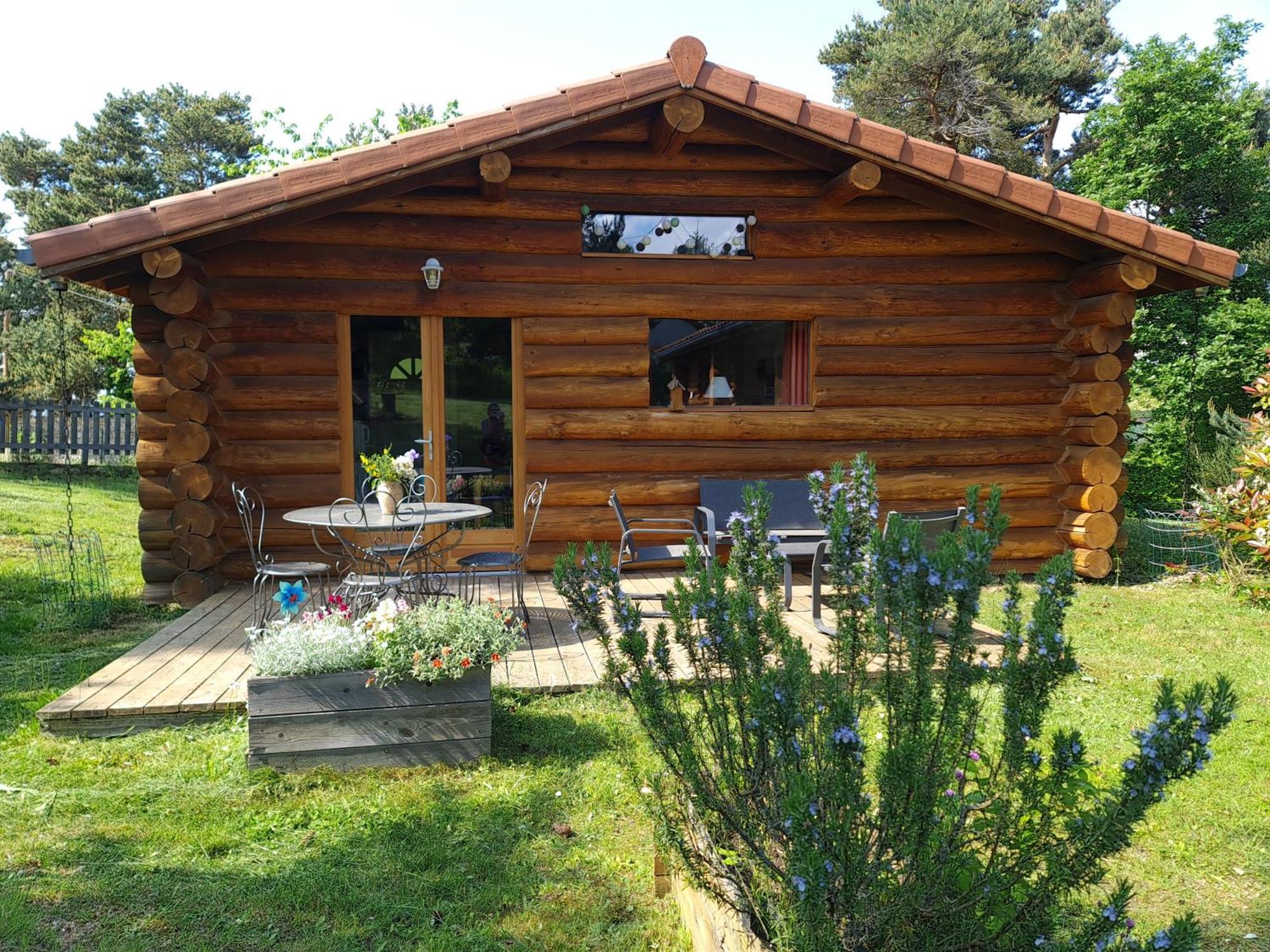 Pialous:Chalet En Rondins Avec Espace Detente La Chapelle-d'Aurec Eksteriør bilde
